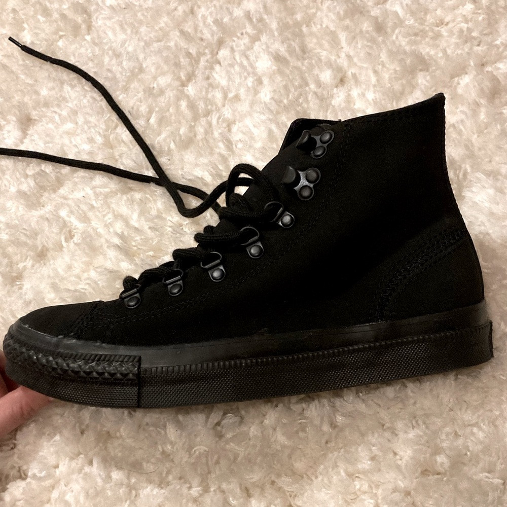 Black Suede Converse Hi-Tops • CT Hiker Hi Top Dark Black-136048C Size 5.5